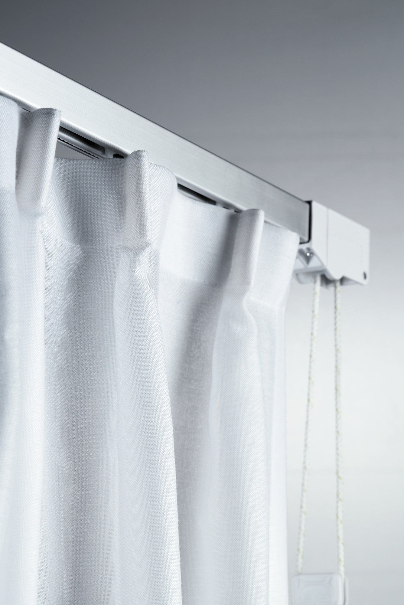 SG 3900 - Cord Operated Curtain Track